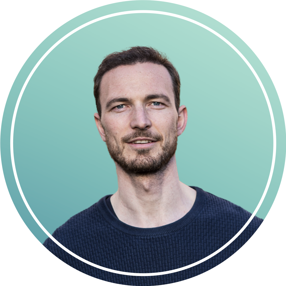 Alex T. Steffen Portrait Turquoise Round